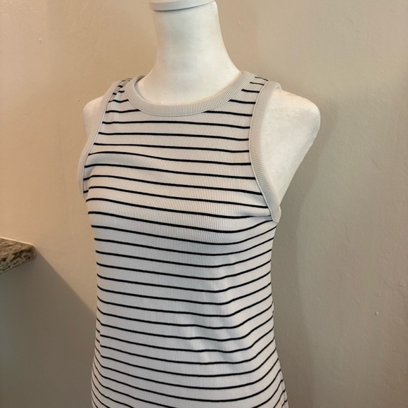 A NEW DAY | Dress - Picture 2 of 2